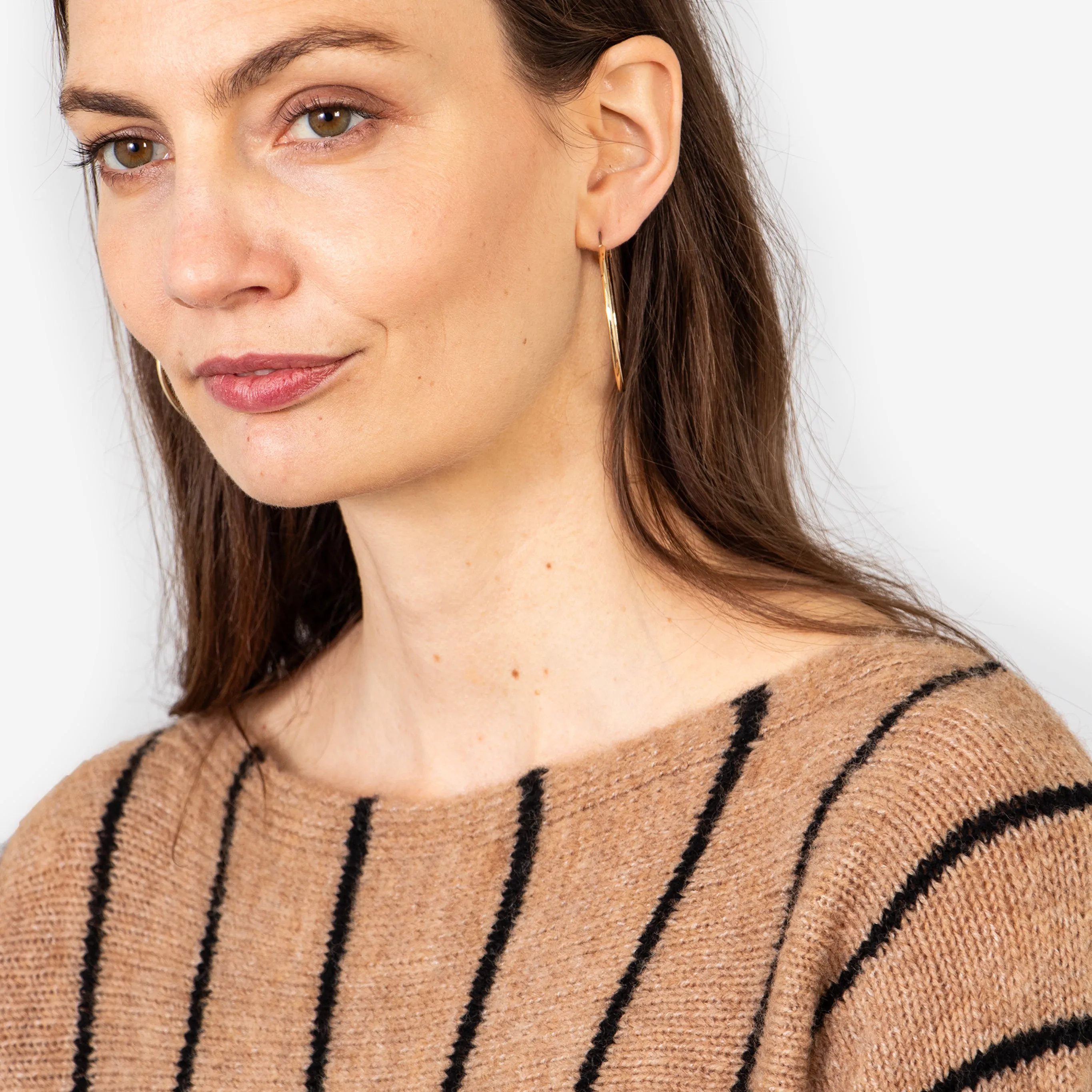 Blythe Batwing Jumper - Beige/Black, Striped