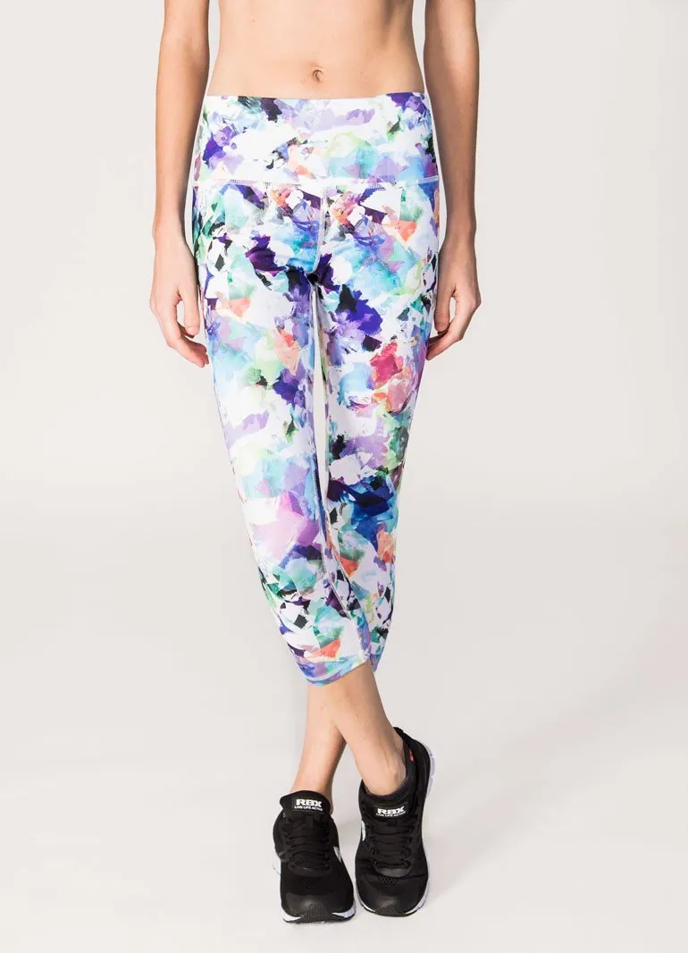 Lumen Paper Flower Print Capri Leggings