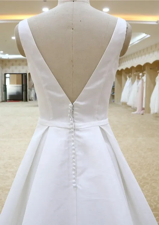 Simple V-neckline Ivory Wedding Dress